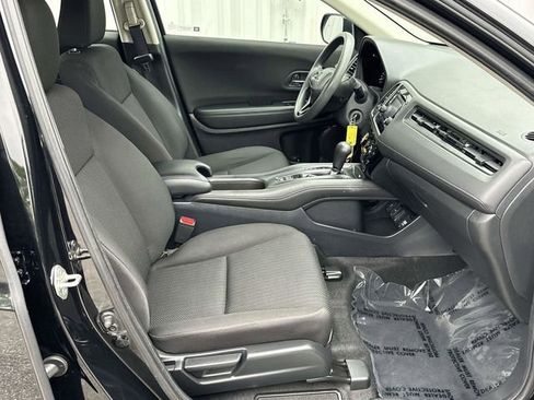 Used 2018 Honda HR-V LX image 20