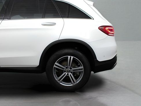 Used 2022 Mercedes-Benz GLC 300 image 12
