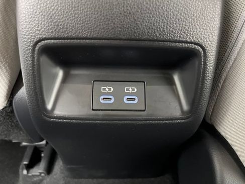 Used 2025 Toyota Corolla LE FWD image 44