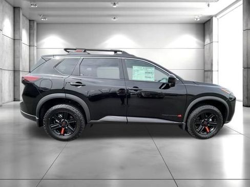 New 2026 Nissan Rogue SV AWD/4WD image 9
