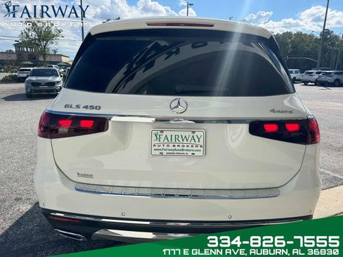 Used 2025 Mercedes-Benz GLS 450 4MATIC image 7