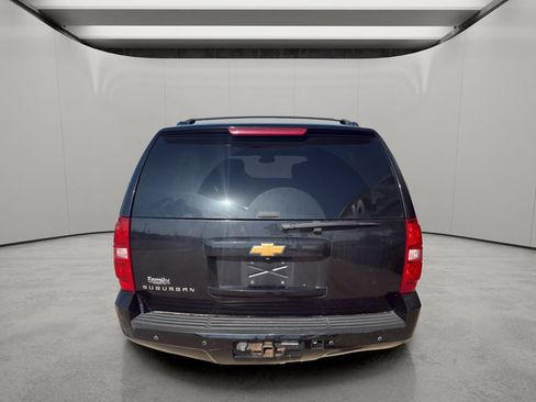 Used 2013 Chevrolet Suburban LS w/ Texas Edition RWD image 4