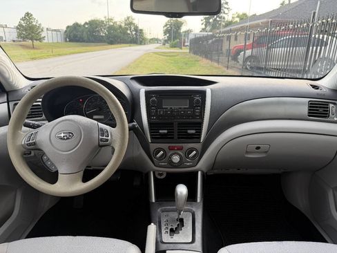 Used 2013 Subaru Forester 2.5X Premium w/ Popular Pkg 3 AWD/4WD image 20