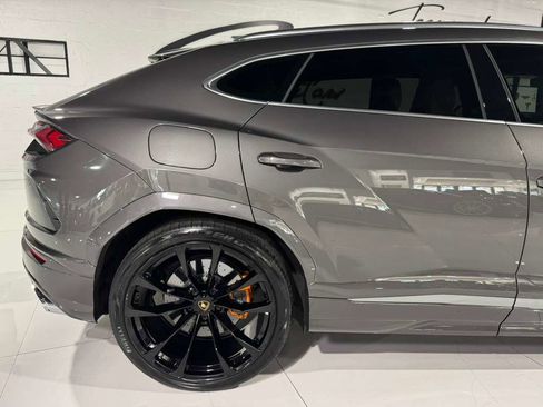 Used 2021 Lamborghini Urus image 51
