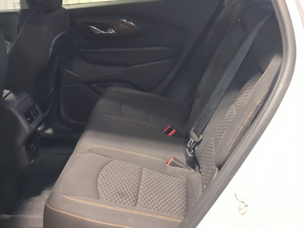 Used 2020 GMC Terrain SLE w/ Driver Convenience Package AWD/4WD image 23