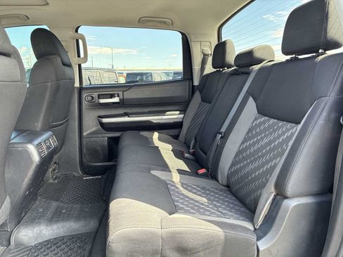 Used 2018 Toyota Tundra SR5 AWD/4WD image 23