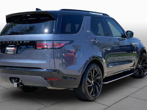 Used 2025 Land Rover Discovery Dynamic SE AWD/4WD image 12