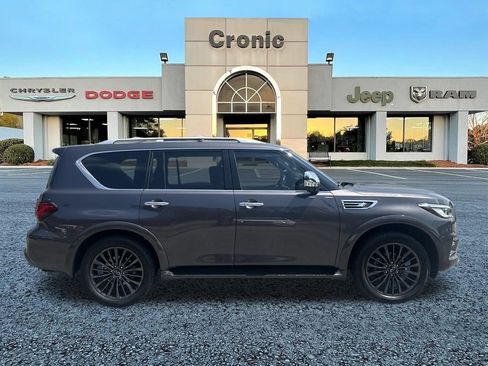 Used 2023 INFINITI QX80 Sensory w/ Cargo Package AWD/4WD image 2