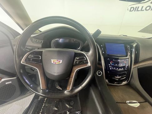 Used 2016 Cadillac Escalade ESV Premium image 15