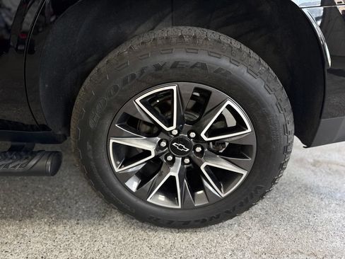 Used 2021 Chevrolet Tahoe Z71 AWD/4WD image 25