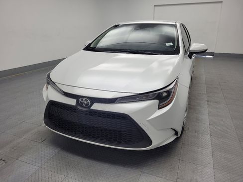 Used 2022 Toyota Corolla LE image 15