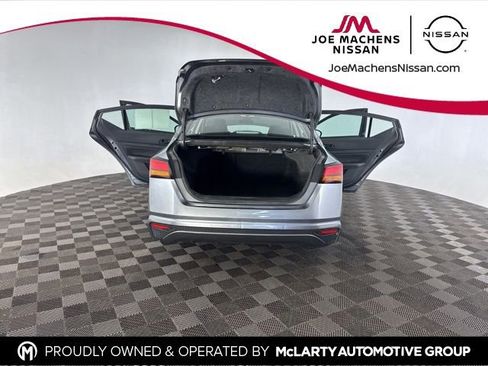 Used 2025 Nissan Altima 2.5 SV image 15