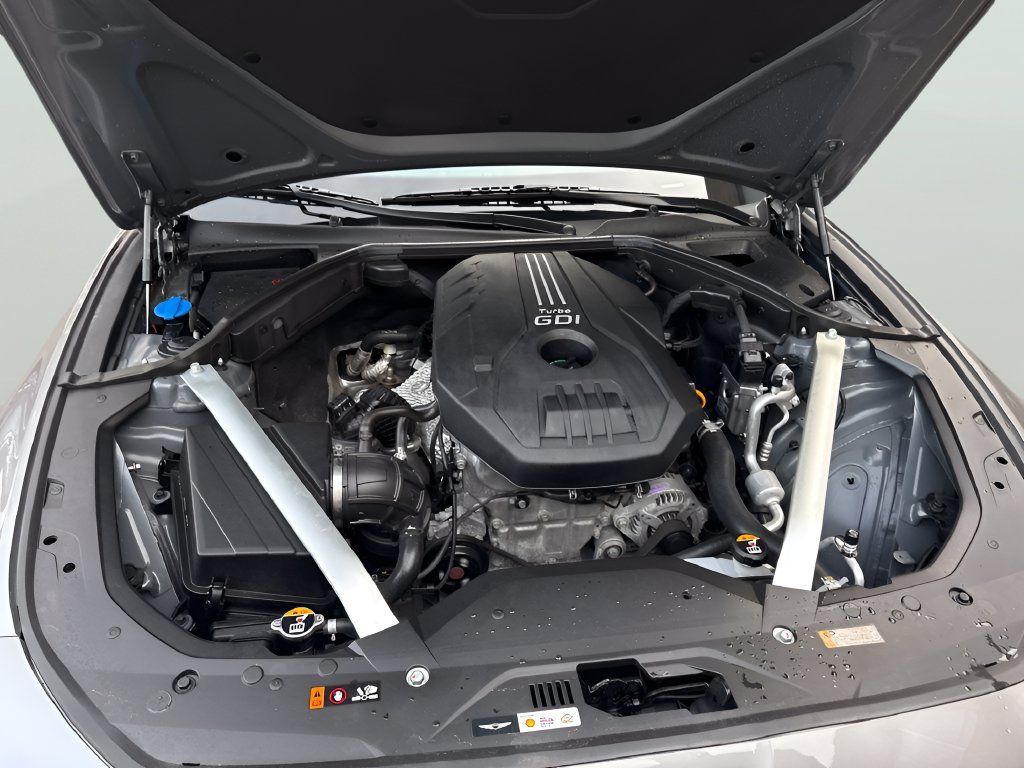 Used 2023 Genesis G70 2.0T AWD/4WD image 11