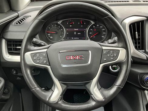 Certified 2022 GMC Terrain SLT image 11