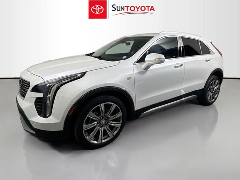Used 2020 Cadillac XT4 Premium Luxury w/ Enhanced Visibility Package image 9