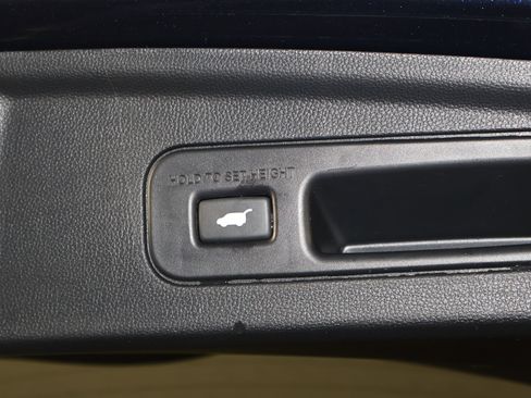 Certified 2024 Acura MDX w/Technology Package image 50