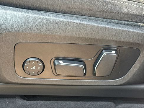 Used 2024 BMW X3 xDrive30i w/ Convenience Package AWD/4WD image 41