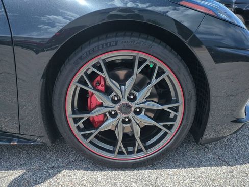 Used 2023 Chevrolet Corvette Stingray Premium Cpe RWD image 11