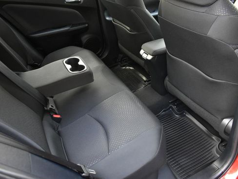 Used 2022 Toyota Prius LE FWD image 31