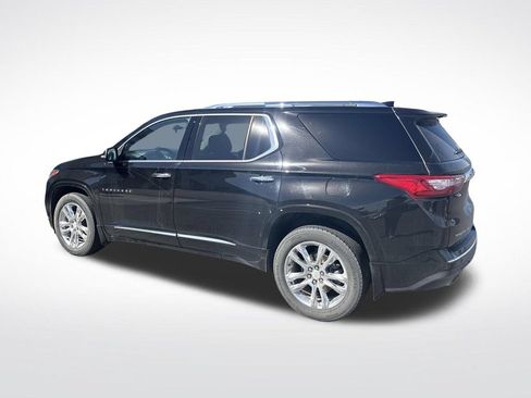 Used 2021 Chevrolet Traverse High Country w/ LPO, Floor Liner Package AWD/4WD image 4