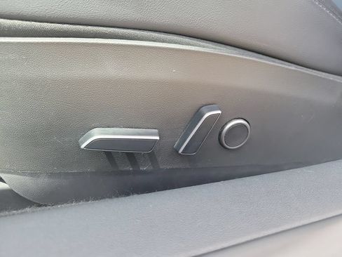 Used 2023 Tesla Model 3 Standard Range RWD image 15