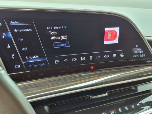 Used 2023 Cadillac Escalade Premium Luxury AWD/4WD image 26
