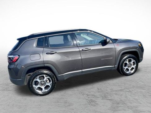 Used 2022 Jeep Compass Trailhawk w/ Trailhawk Convenience Group AWD/4WD image 7
