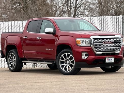 Certified 2021 GMC Canyon Denali image 2