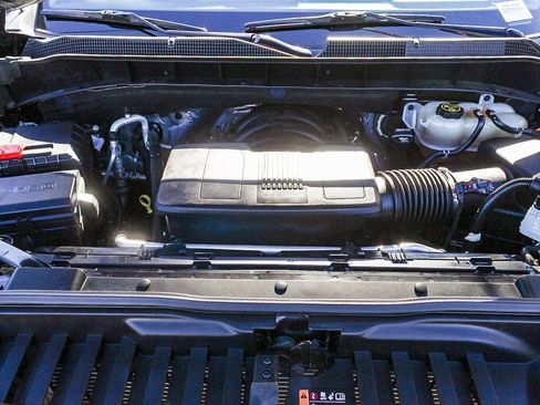 Used 2022 Chevrolet Silverado 1500 LTZ w/ LTZ Convenience Package II image 27