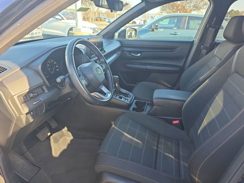 Used 2023 Honda CR-V Sport image 14
