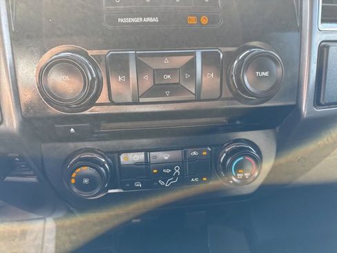 Used 2017 Ford F250 XLT image 36
