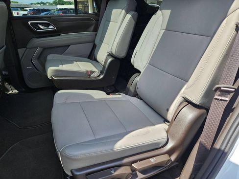 Used 2023 Chevrolet Tahoe LT w/ Luxury Package RWD image 28