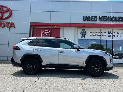 Certified 2025 Toyota RAV4 SE AWD/4WD image 6