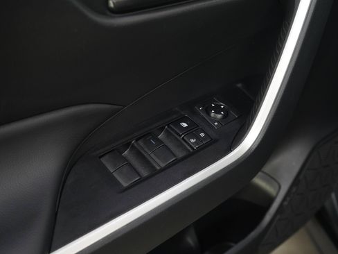 Used 2023 Toyota RAV4 LE AWD/4WD image 21