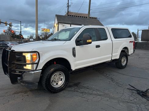 Used 2017 Ford F250 XL w/ Power Equipment Group image 26