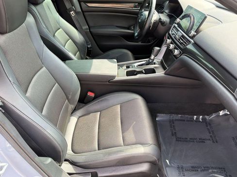 Used 2021 Honda Accord Sport image 28