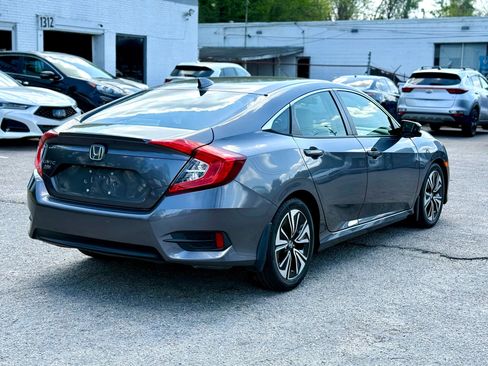 Used 2018 Honda Civic EX-T image 5