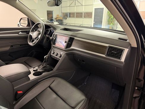 Used 2021 Volkswagen Atlas SE w/ Panoramic Sunroof Package AWD/4WD image 42