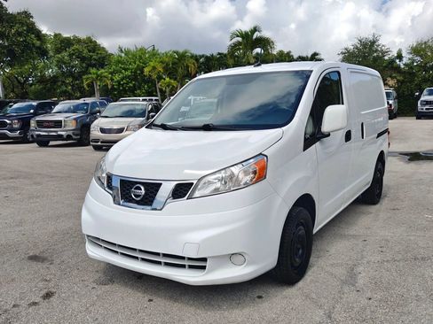 Used 2020 Nissan NV200 SV w/ Back Door Glass Package FWD image 3