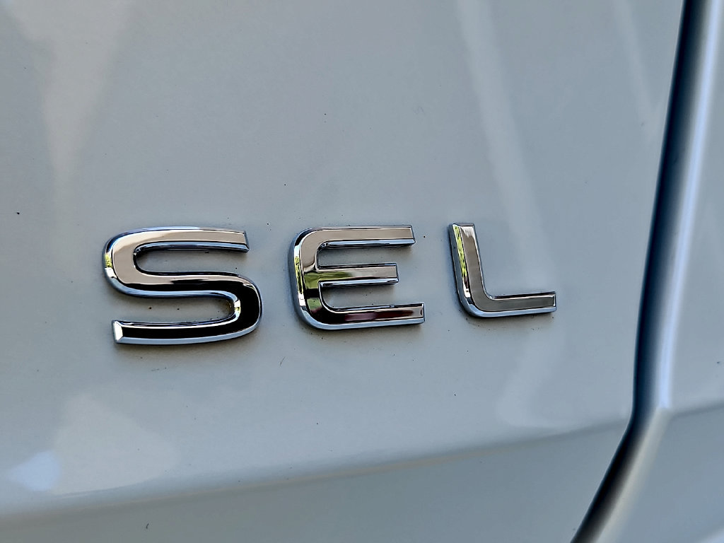Certified 2026 Volkswagen Jetta SEL FWD image 31