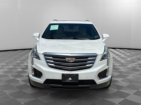 Certified 2017 Cadillac XT5 Luxury w/ Driver Awareness Package AWD/4WD image 8