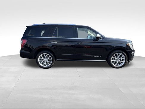 Used 2019 Ford Expedition Platinum RWD image 6