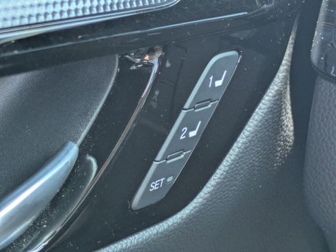 Used 2025 Honda CR-V Sport Touring image 27