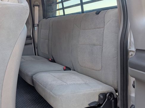 Used 2003 Ford F250 XLT AWD/4WD image 9