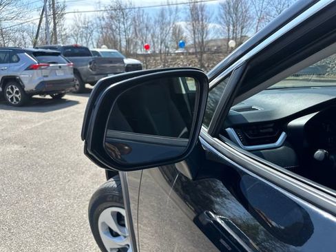 Used 2024 Toyota RAV4 LE image 17