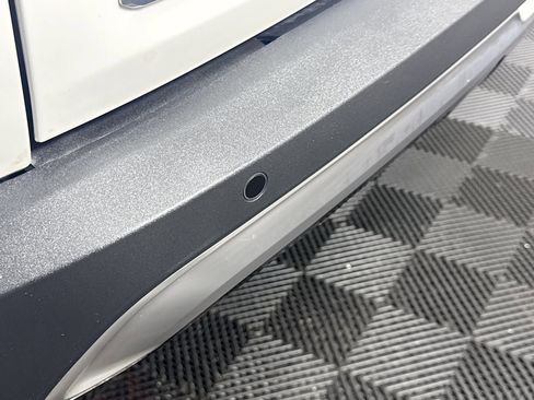 Used 2024 Rivian R1S Adventure image 21