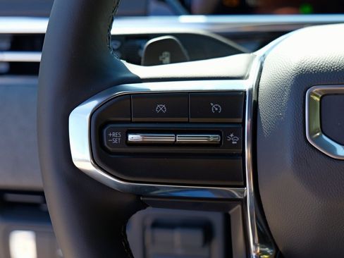 New 2026 GMC Sierra EV Elevation image 12