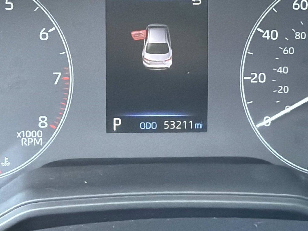 Used 2025 Toyota Corolla LE FWD image 28
