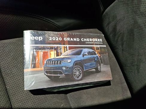 Used 2020 Jeep Grand Cherokee Trailhawk AWD/4WD image 26