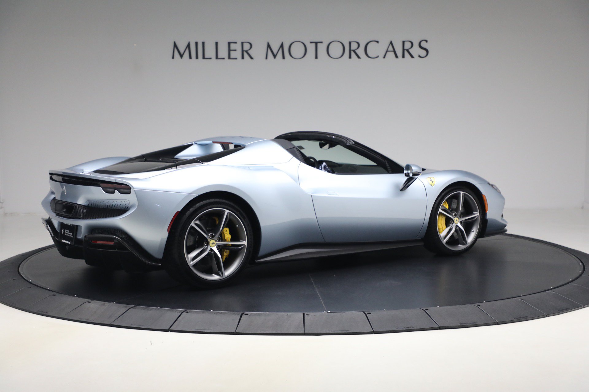 Certified 2026 Ferrari 296 GTS RWD image 8